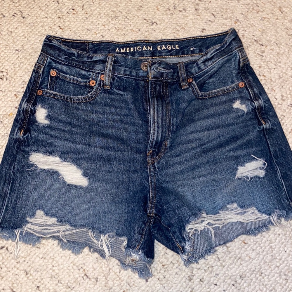 american eagle distressed jean shorts